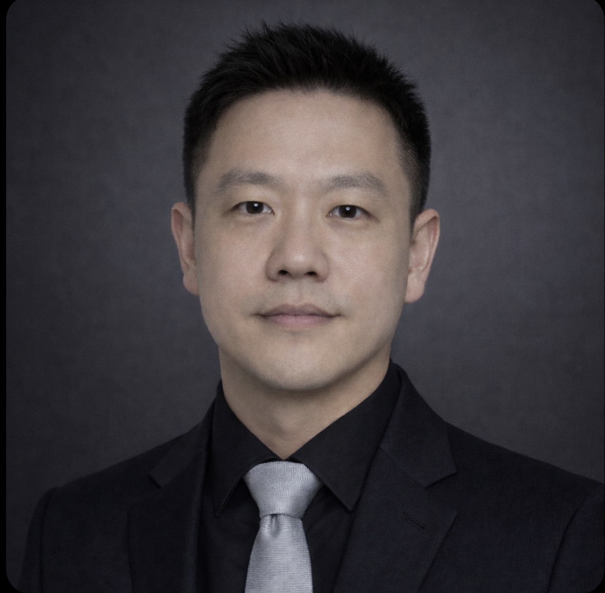 Dong Chen portrait